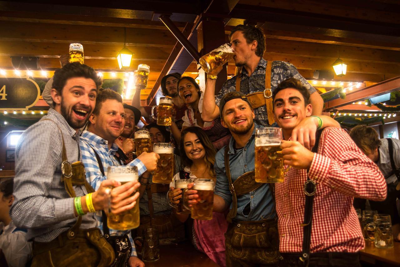 מלון Munich Oktoberfest Glamping מראה חיצוני תמונה