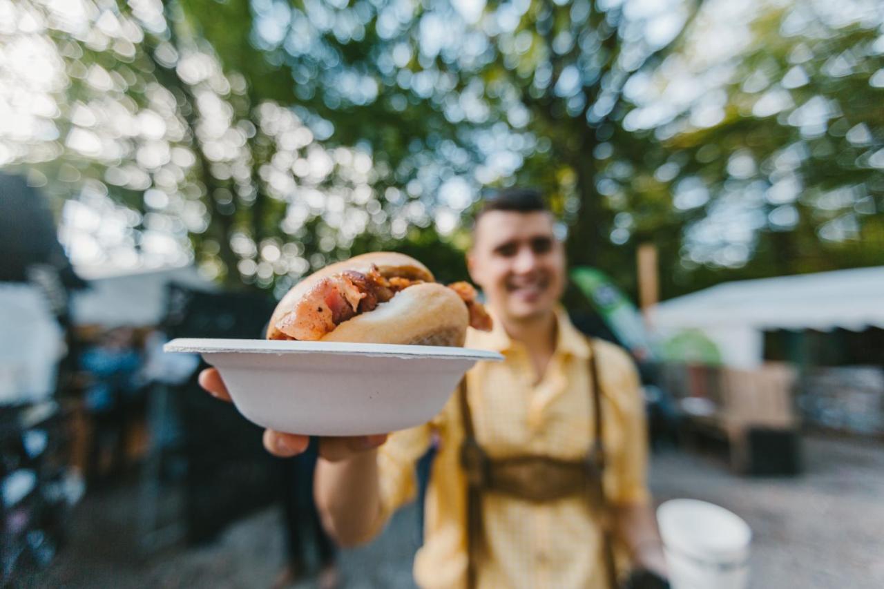 מלון Munich Oktoberfest Glamping מראה חיצוני תמונה