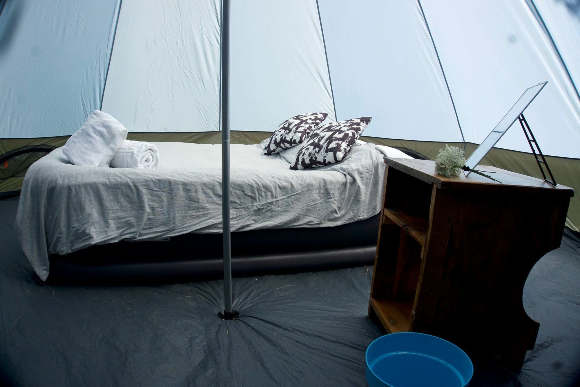 מלון Munich Oktoberfest Glamping מראה חיצוני תמונה