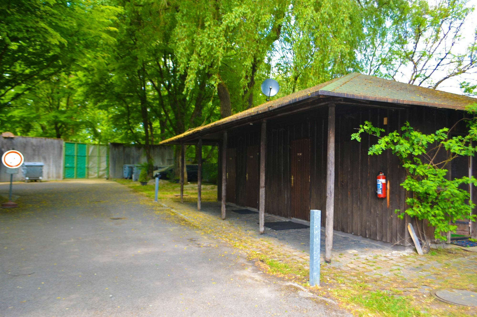 מלון Munich Oktoberfest Glamping מראה חיצוני תמונה